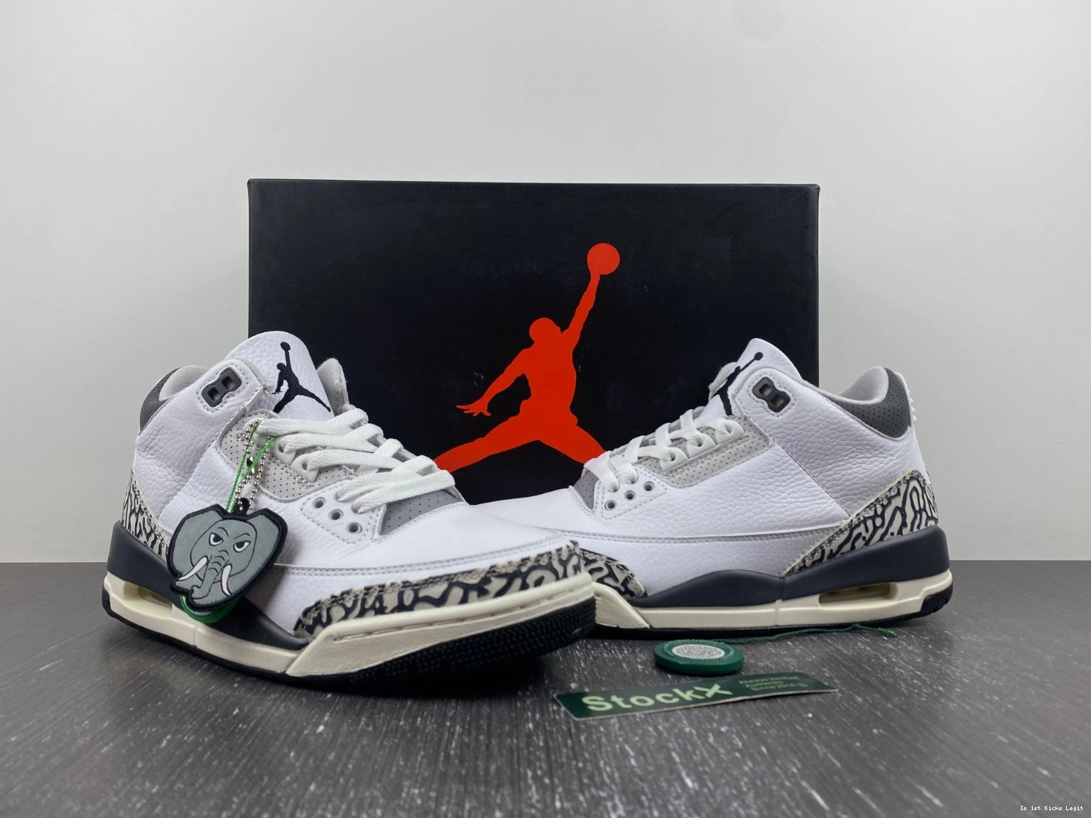3 DX6665-100 N' Hide Sneak Jordan (GS) - Retro 0106